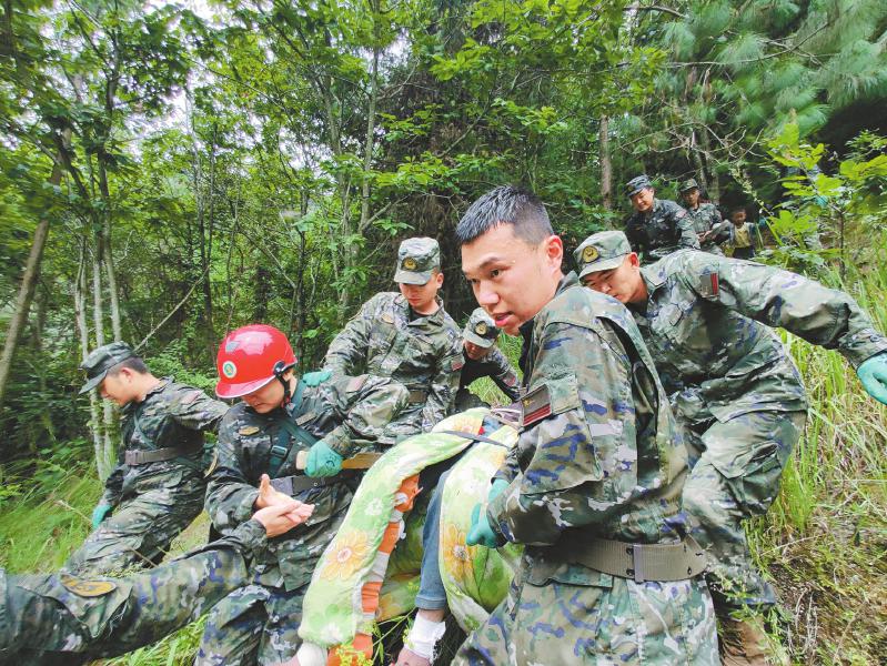9月6日，武警.jpg